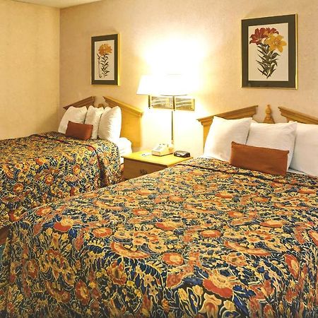 Key Inn Roseville Bagian luar foto